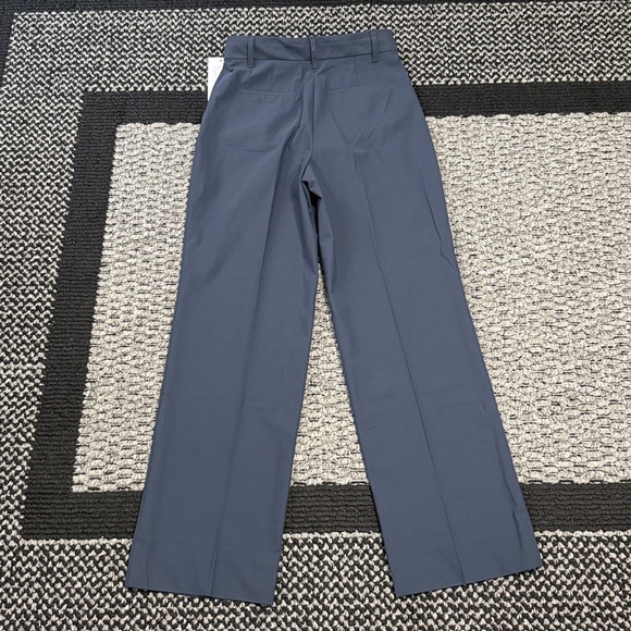 Rhone Commuter Pleated Trouser Womens 4 Stretch Performance Work Pant NWT Casual - Picture 4 of 8